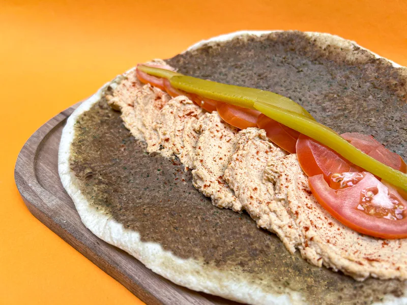Man'ouche hummus kafta — hummus maison, boeuf façon kafta